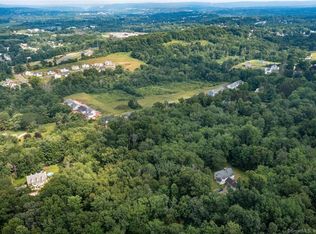 2 Ridgewood Rd, Middletown, CT 06457