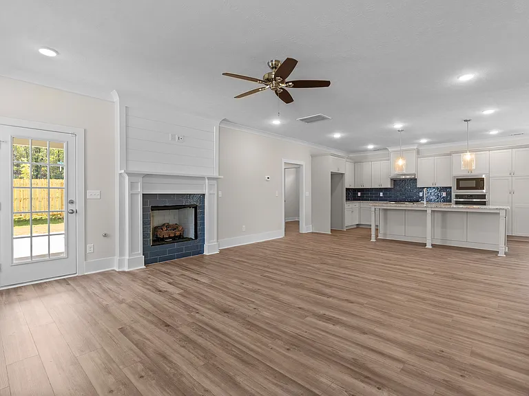 721 Ronaldsay Rd — Photo 9
