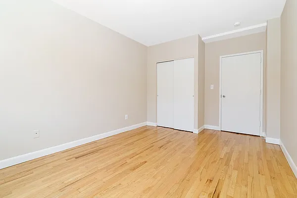 Rented by REAL New York | media 15