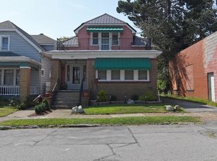 13 Franklin St, Lackawanna, NY 14218