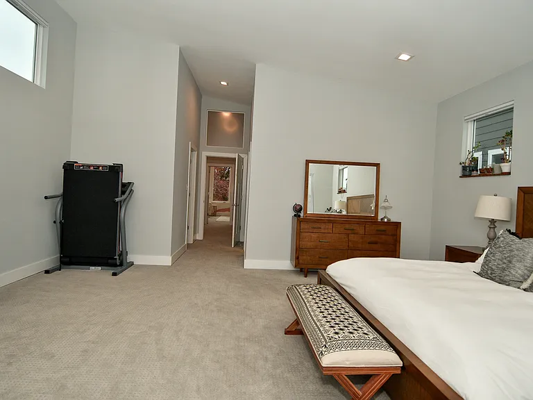 1426 Olive St — Photo 35