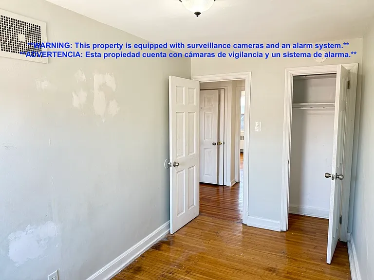 1208 Robbins St — Photo 10