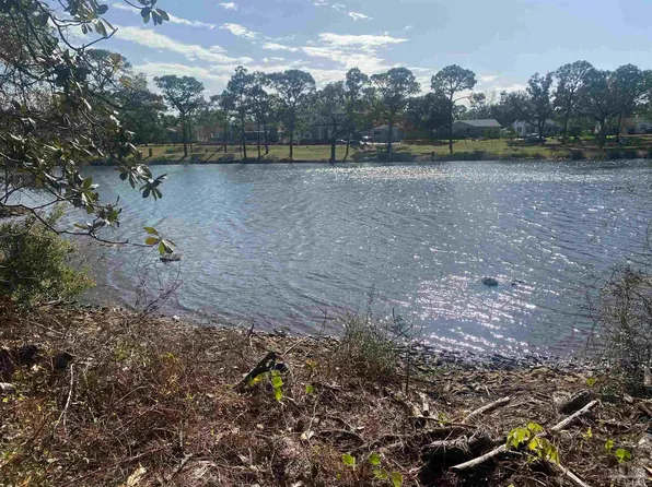 102 Holmes Dr, Perdido Key, FL 32507
