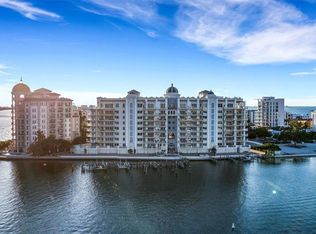 464 Golden Gate Point Unit 403, Sarasota, FL 34236