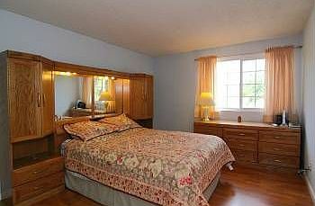 3rd image of 4493 Norocco Cir