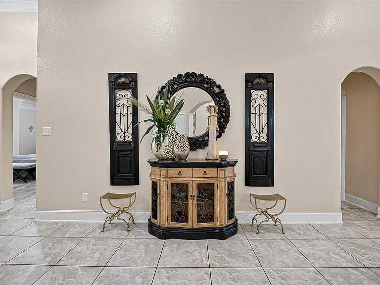 2624 Holbrook Springs Ln — Photo 8