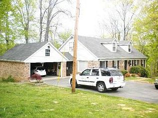 3rd image of 1285 Cedar Dr