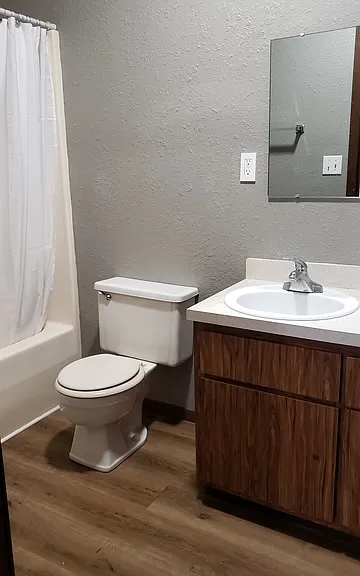 103 S Green St #3 — Photo 9