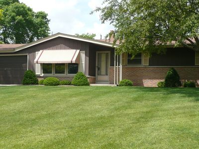 10822 W Derby Ave, Wauwatosa, WI, 53225