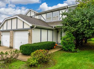 440 Cavalier Ct APT A, West Dundee, IL 60118