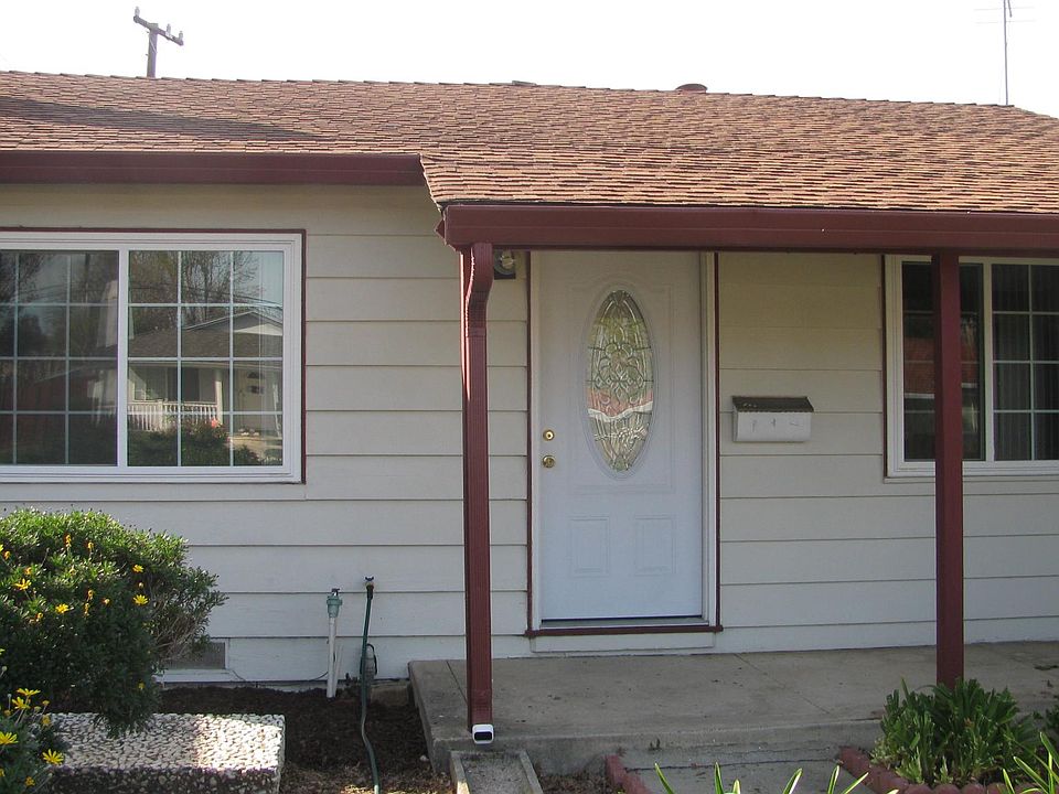 1st image of 1081 Huntingdon Dr