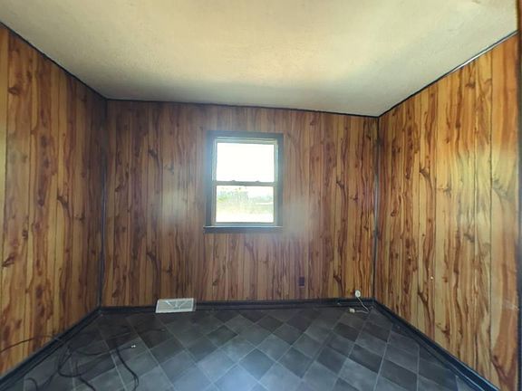 5th image of 40 McAdam Ave