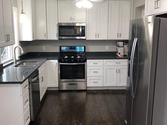 4th image of 1739 Broadway St