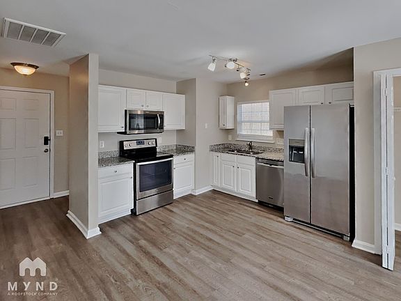 3rd image of 6124 Lawnmeadow Dr