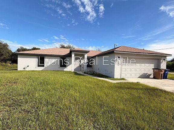 2nd image of 3607 E 18th St
