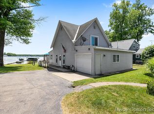 11421 Lighthouse Ct, Middleville, MI 49333