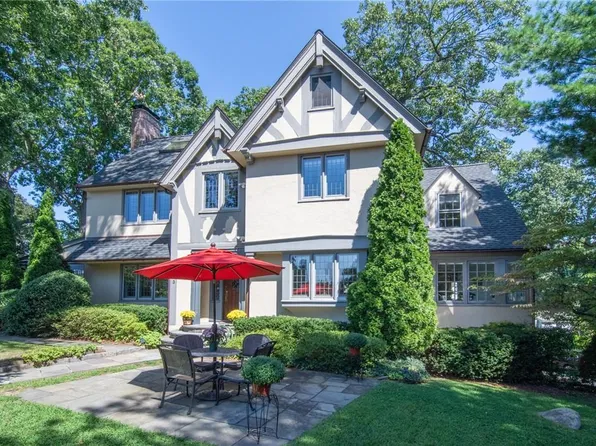 3 Merriam Place, Bronxville, NY 10708
