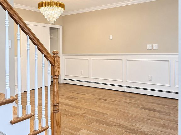 5th image of 459 Roquette Avenue