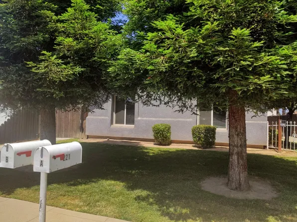 221 S 9th St, Fowler, CA 93625