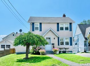 31 Hamilton Avenue, Stamford, CT 06902