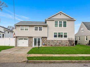 495 Russell Street, Baldwin, NY 11510