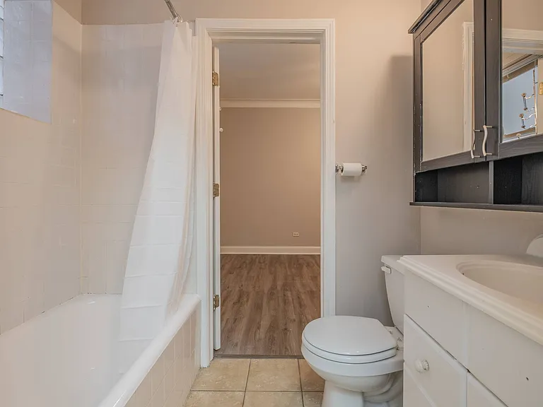 4706 N Beacon — Photo 9
