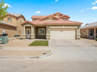 832 Crathorne St, El Paso, TX 79928