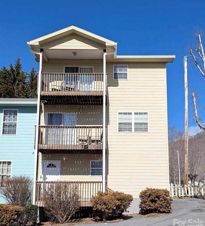 1st image of 145 Lincoln Park Rd APT J