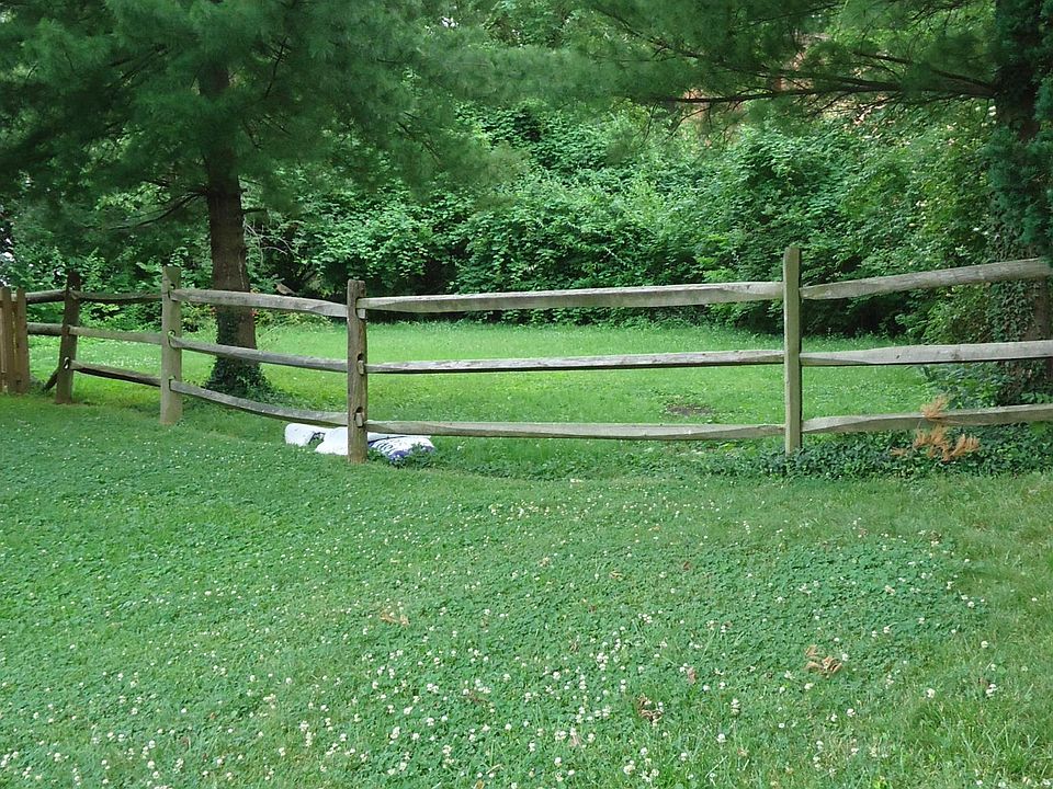 2nd image of 6162 Webbland Pl #1