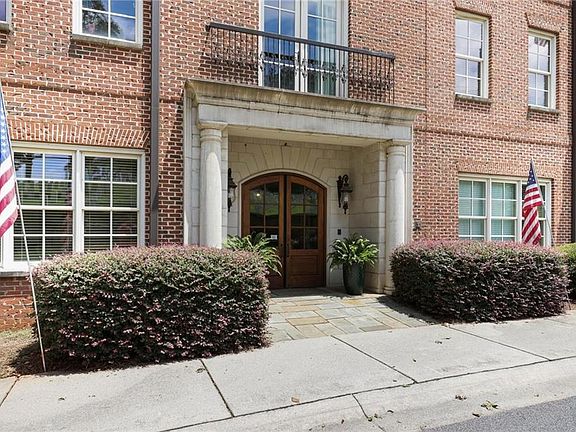 3rd image of 351 Washington Ave NE Suite 309