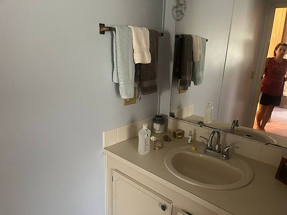 4th image of 2291 NW 47th Cir