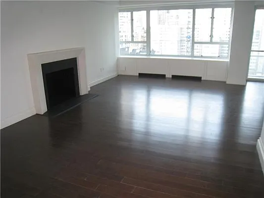 Rented by Platinvm Property Group New York | media 39