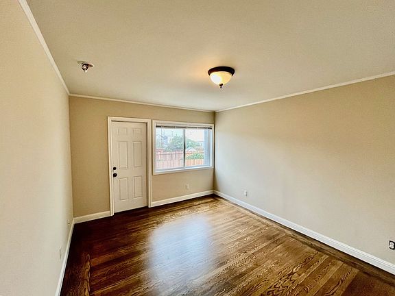 5th image of 4307-4311 Irving St #4309