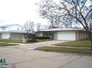34104 N Dryden Dr, Sterling Heights, MI 48312