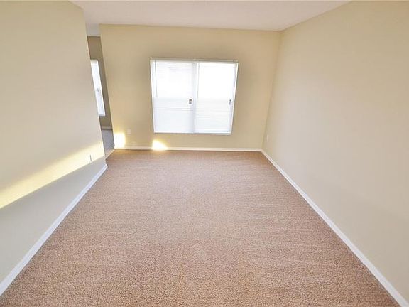 3rd image of 705 Camel Ct