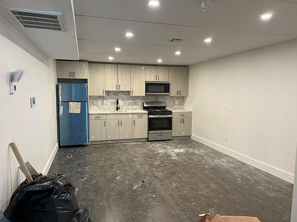 2nd image of 69 Jackson St #F