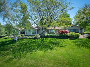 303 Stratton Rd, Williamstown, MA 01267