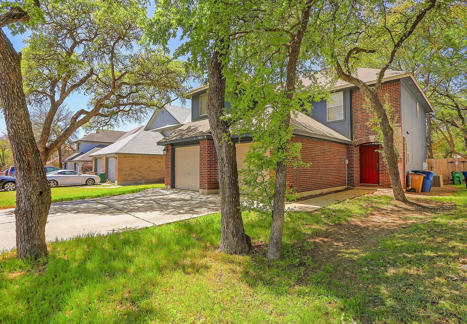 2 bed, 2.5 bath, 2618 sqft, $1,750 — Photo 3