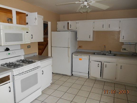 2nd image of 8075 Carlisle Dr