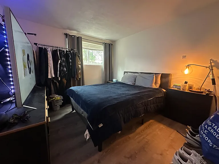 360 Market St #B4 — Photo 3