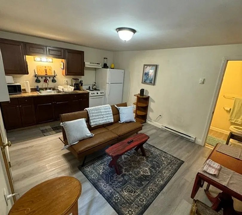 11 Lincoln Ave