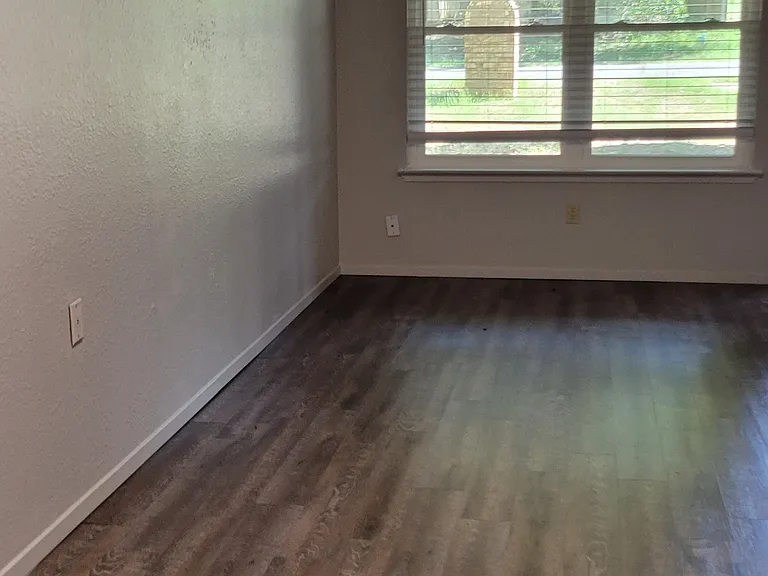 1812 Rifle Rd #1810 — Photo 8
