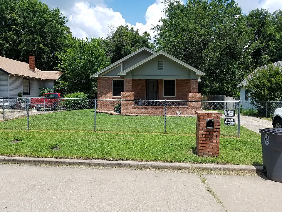 1st image of 619 E Zion St