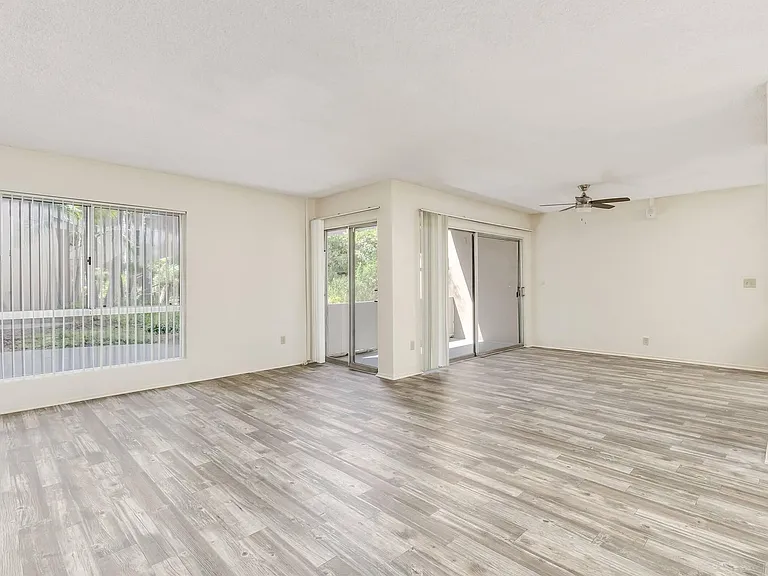 Dorchester Apartments | Spacious 1 & 2 Bedroom Apartments Near SDSU — Photo 52