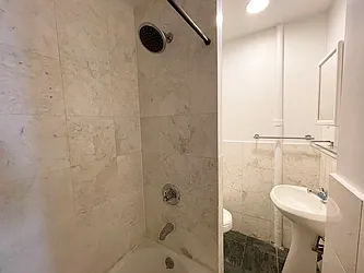 Rented by Century 21 Premier 