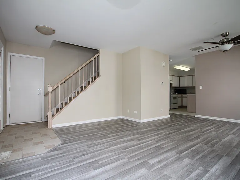2554 Dickens Dr — Photo 5