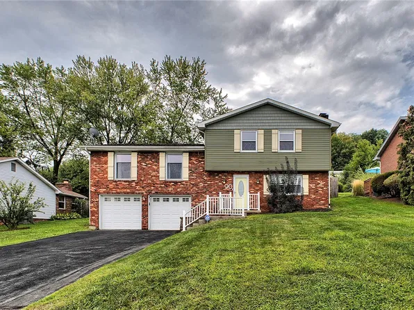 90 McLaughlin Dr, Greensburg, PA 15601