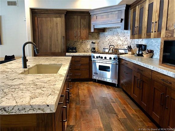 3rd image of 2280 Deer Valley Dr E #221