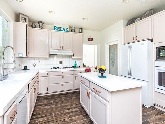 4th image of 3459 Marsh Creek Way