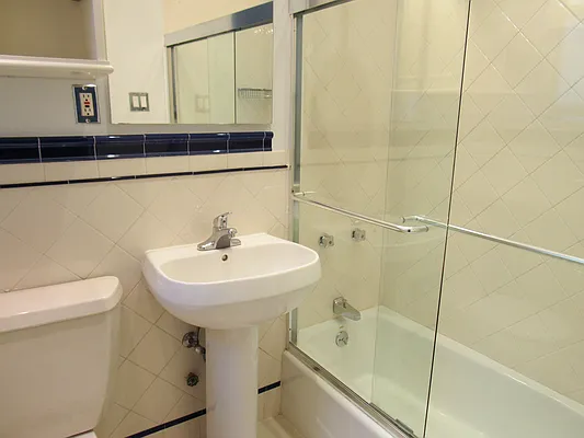 Rented by Goldfarb Properties | media 4